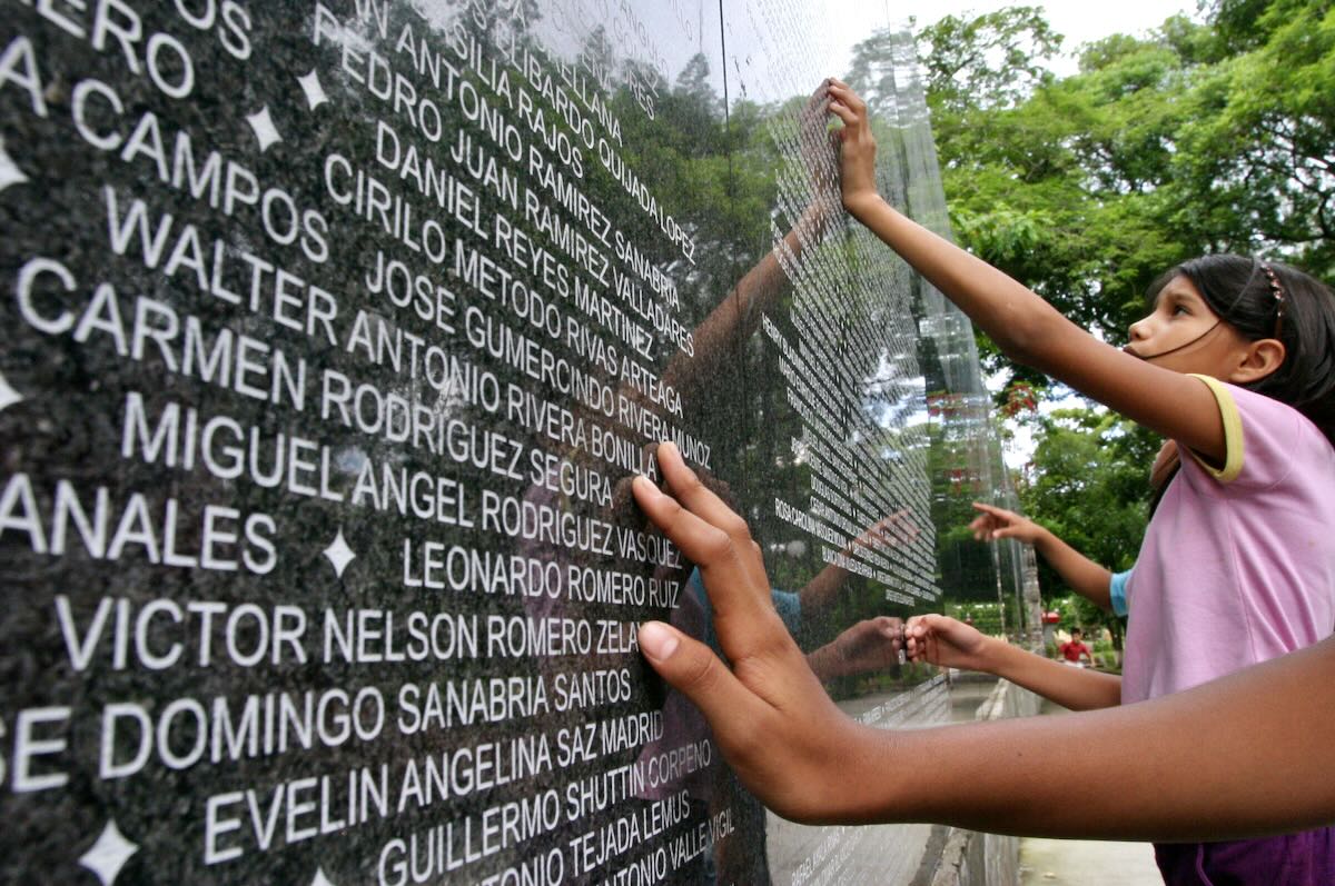 El derecho a conocer la verdad es un conquista de los pueblos